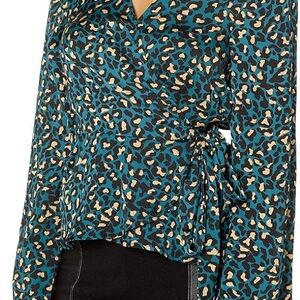 BCBGeneration Printed Wrap Top